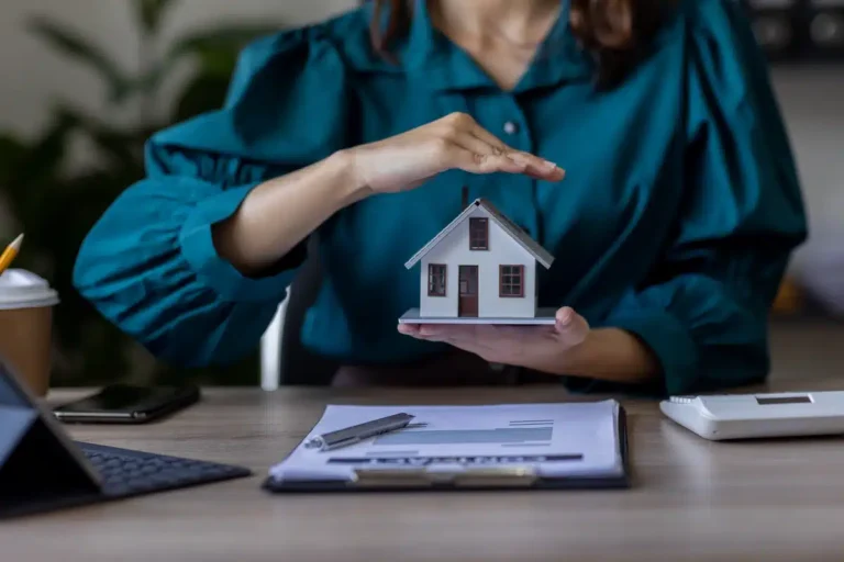 Leftover Money From a Home Insurance Claim?: What To Do